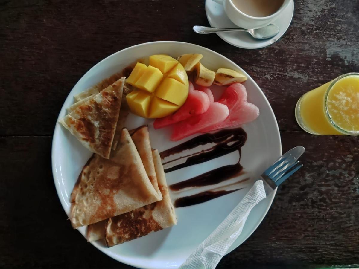 Hostal Your Zanzibar Place *